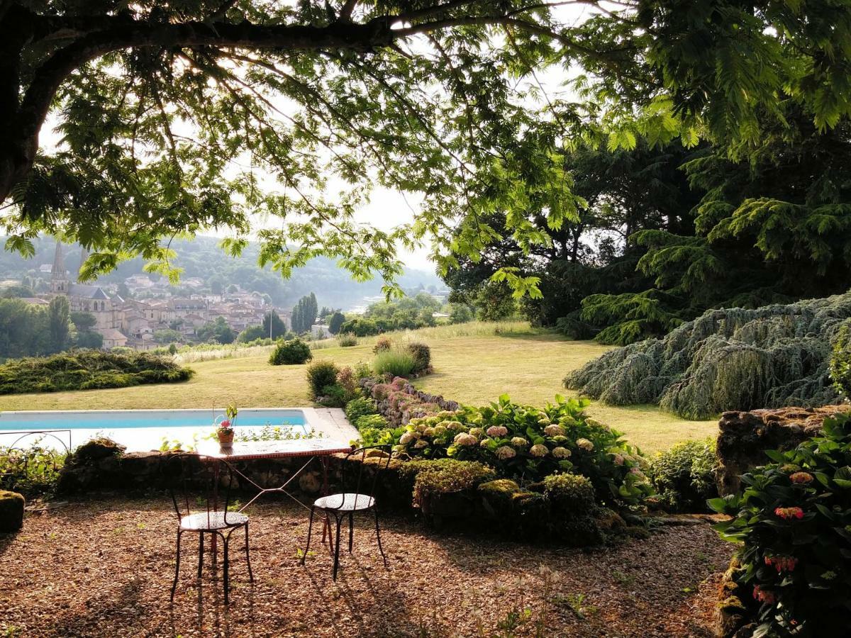 Les 4 Elements St Emilion Bed & Breakfast Branne  Exterior photo