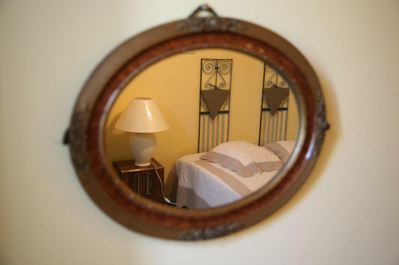 Les 4 Elements St Emilion Bed & Breakfast Branne  Exterior photo